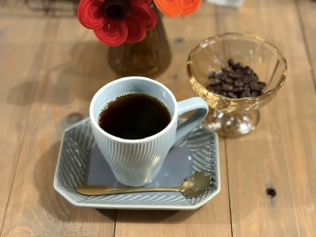 土佐備長炭で焙煎したコーヒー