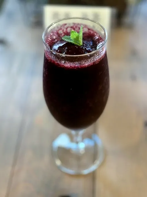 季節のドリンク（別の季節の一杯）